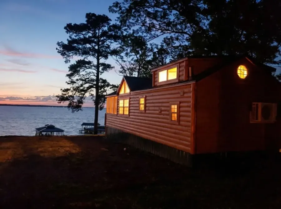 The sunset sky at this lakefront Toledo Bend cabin.